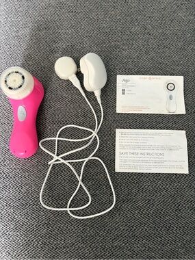 Clarisonic Mia Skin Care Brush With Charger